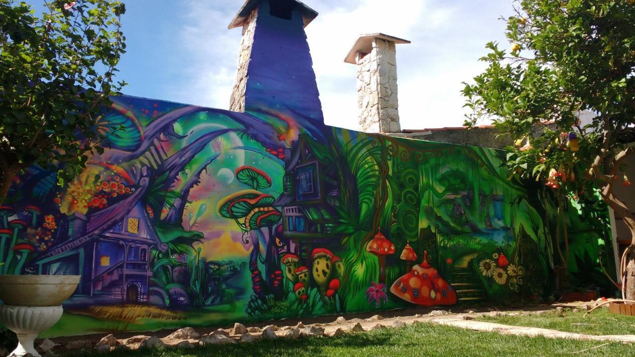 Natural Mystic Hostel Costa da Caparica Exterior photo