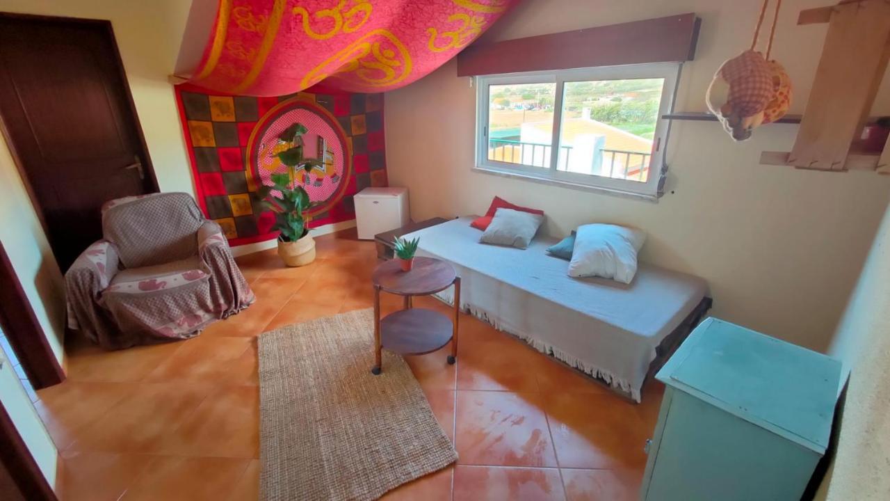 Natural Mystic Hostel Costa da Caparica Exterior photo